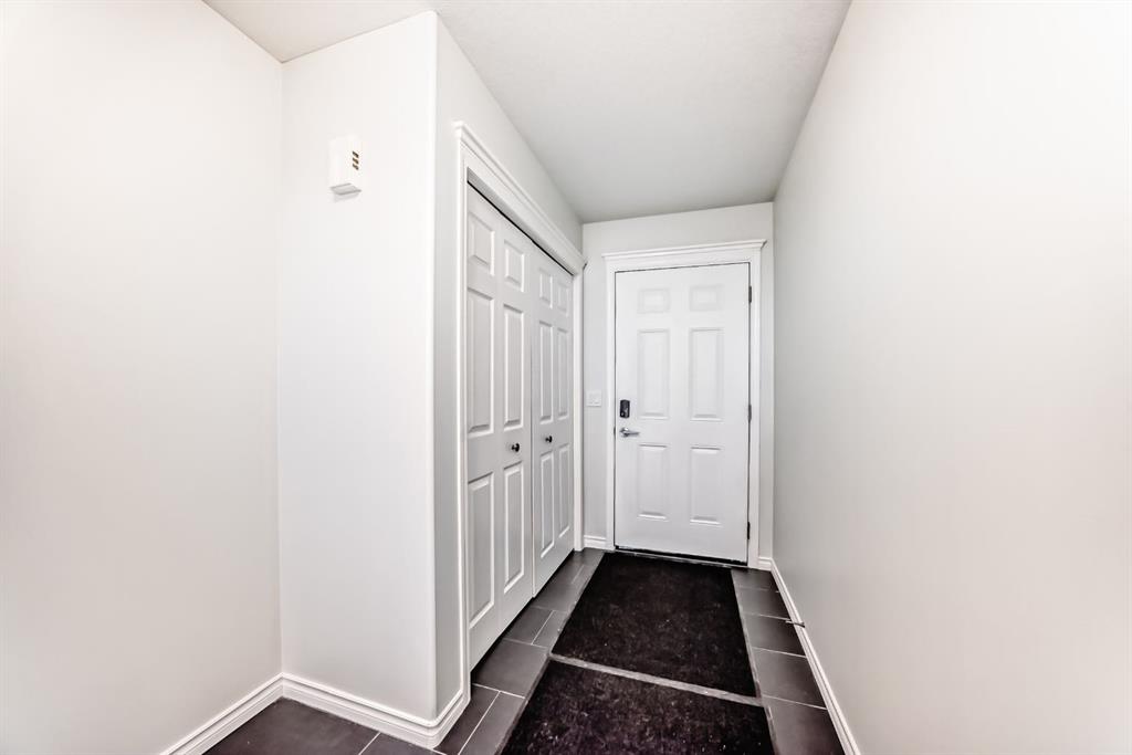 155 Prominence Heights SW photo 3