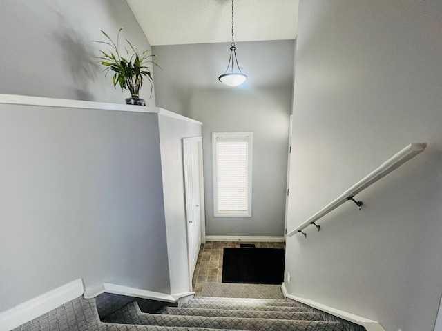 125 Saddlebrook Circle NE photo 3