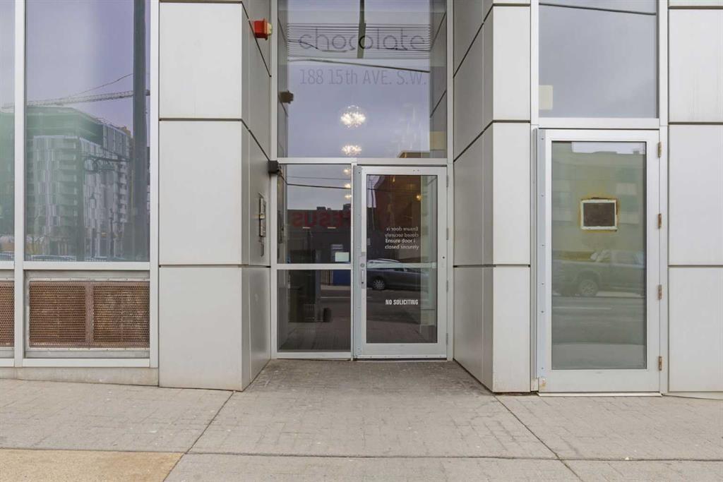 188 15 Avenue SW #203 photo 5