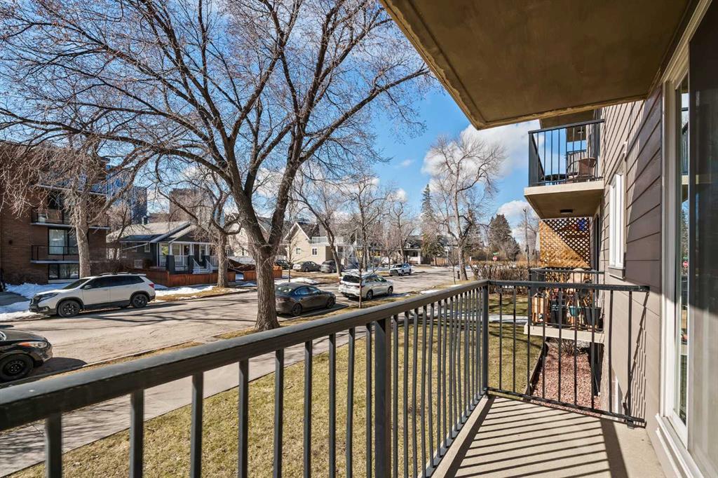 310 4 Avenue NE #204