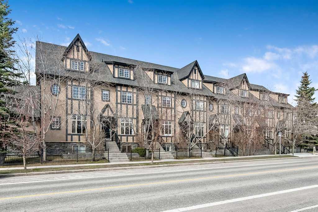 6 Scarpe Drive SW #14 photo 2