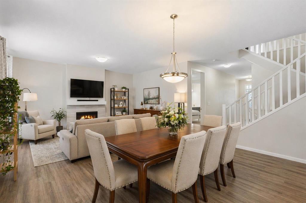 33 Carringham Heights NW photo 2