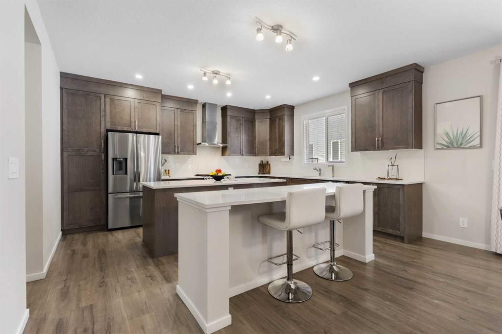 33 Carringham Heights NW photo 4
