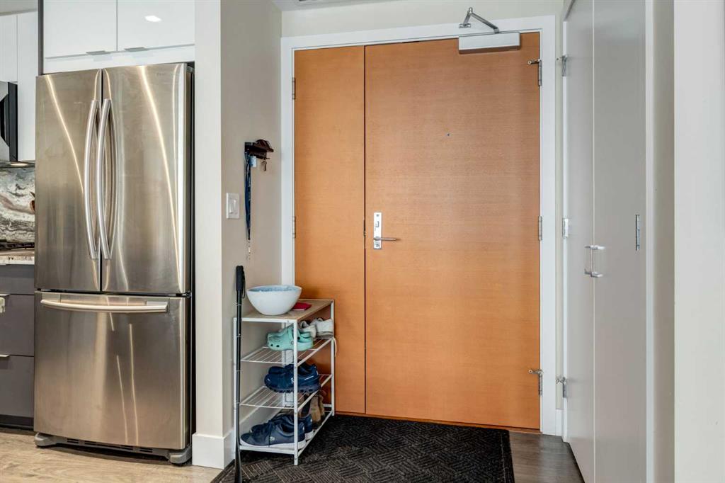 510 6 Avenue SE #1104 photo 3