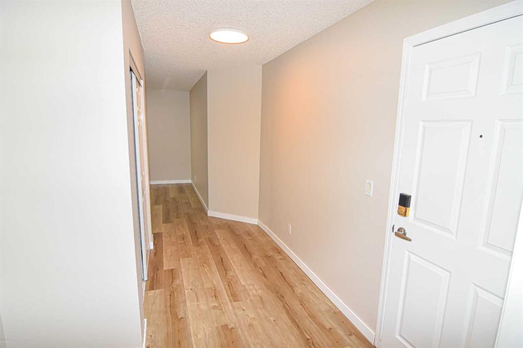 2022 Canyon Meadows Drive SE #109 photo 5