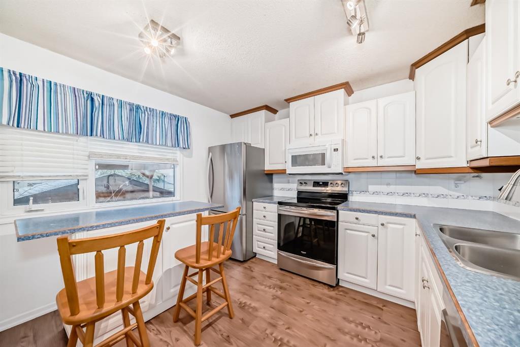 255 Falshire Way NE photo 5