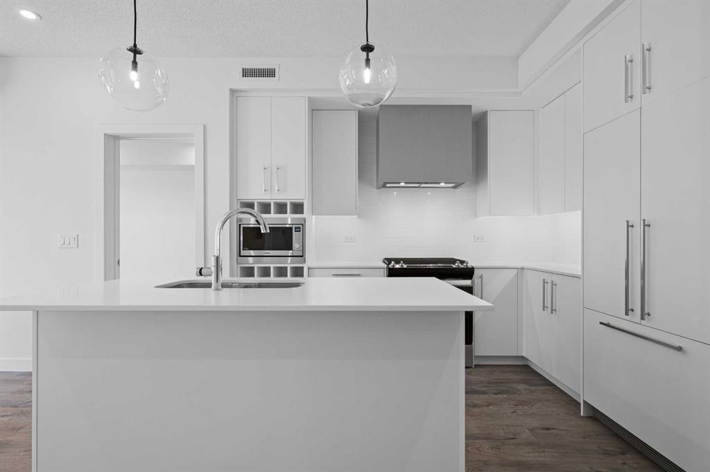 8370 Broadcast Avenue SW #315 photo 4