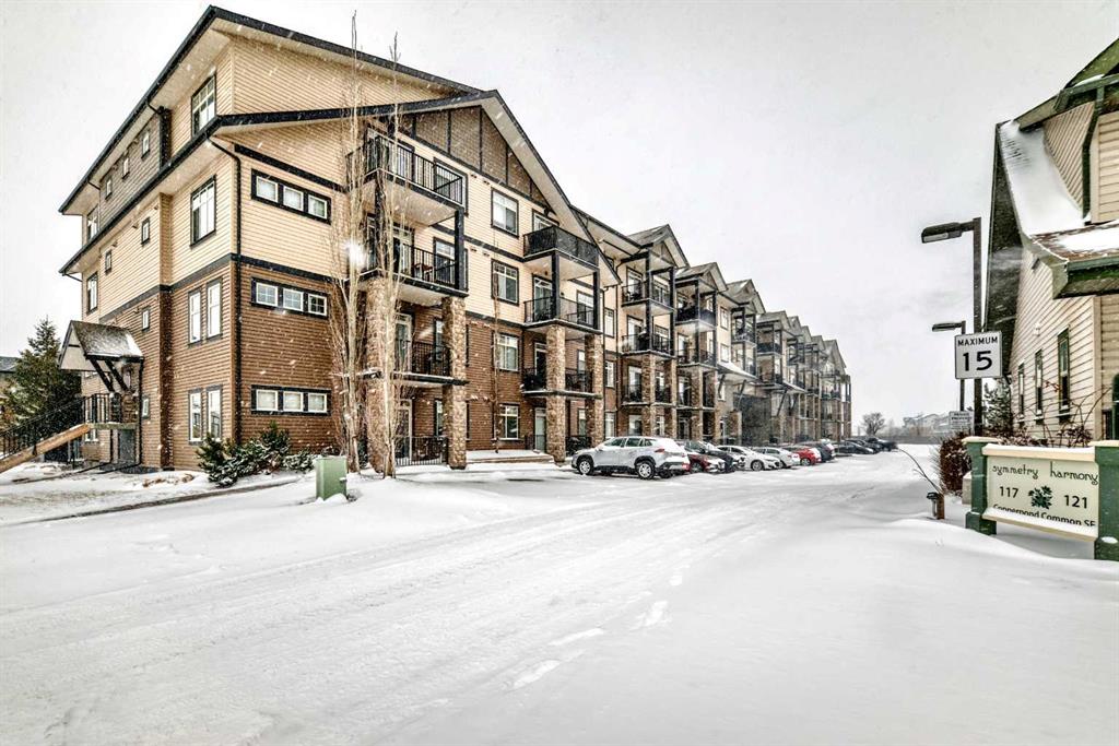 117 Copperpond Common SE #101