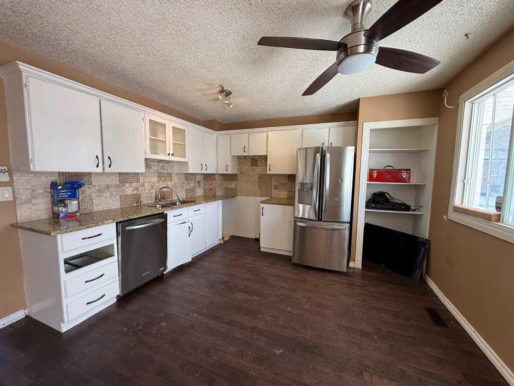 1555 Falconridge Drive #93 photo 3