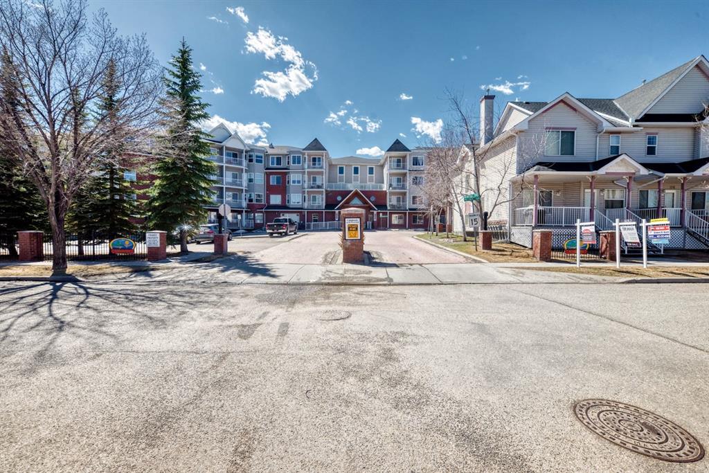 8 Prestwick Pond Terrace SE #321 photo 3