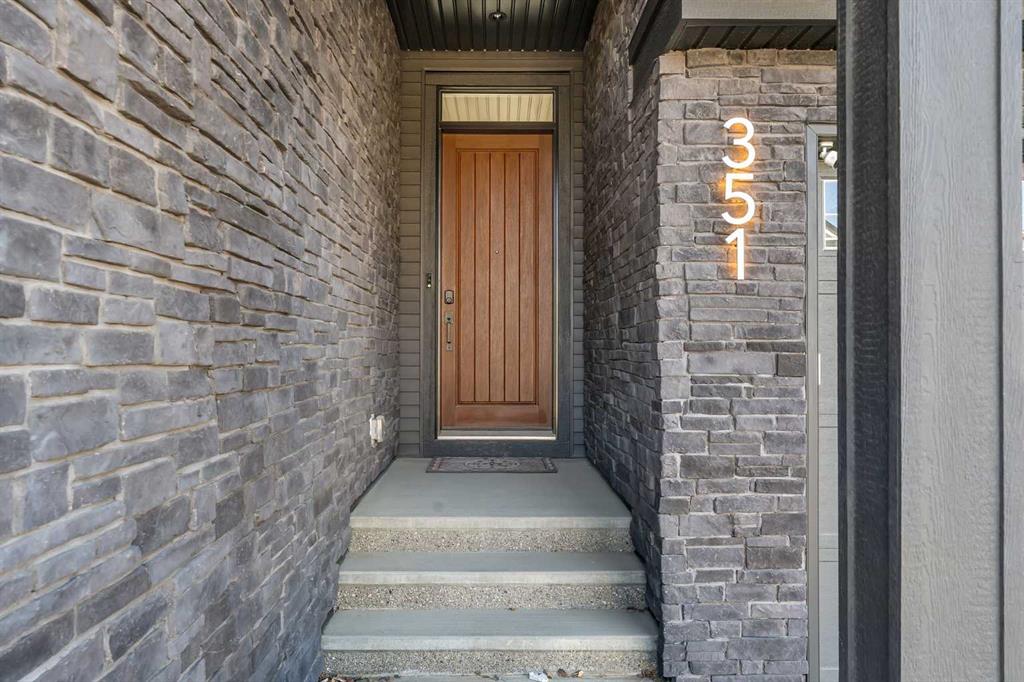 351 Lucas Way NW photo 4