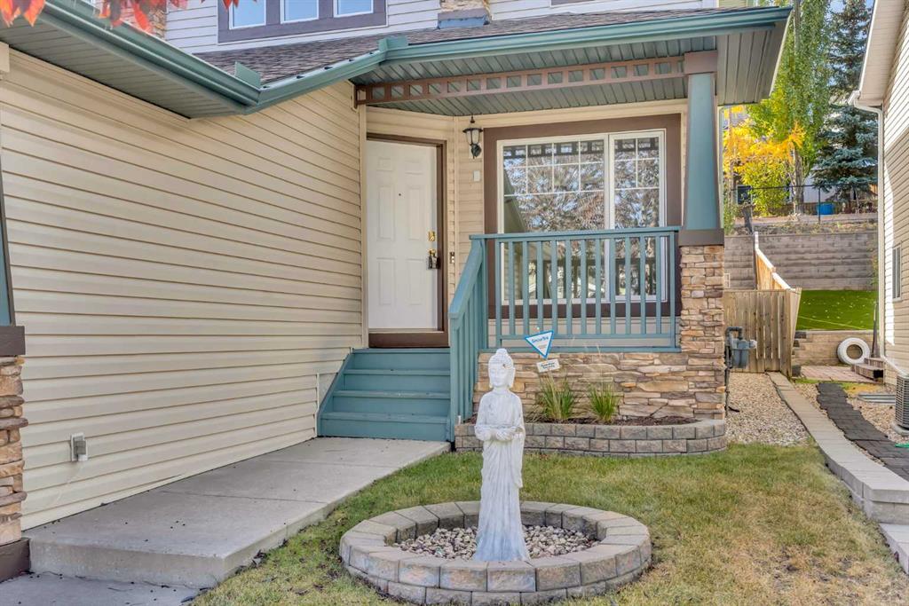 338 Panamount Drive NW photo 3