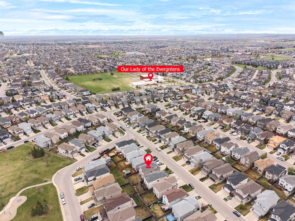 50 Everwoods Park SW photo 2