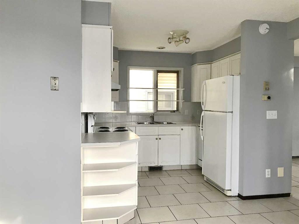 508 78 Avenue SW photo 3