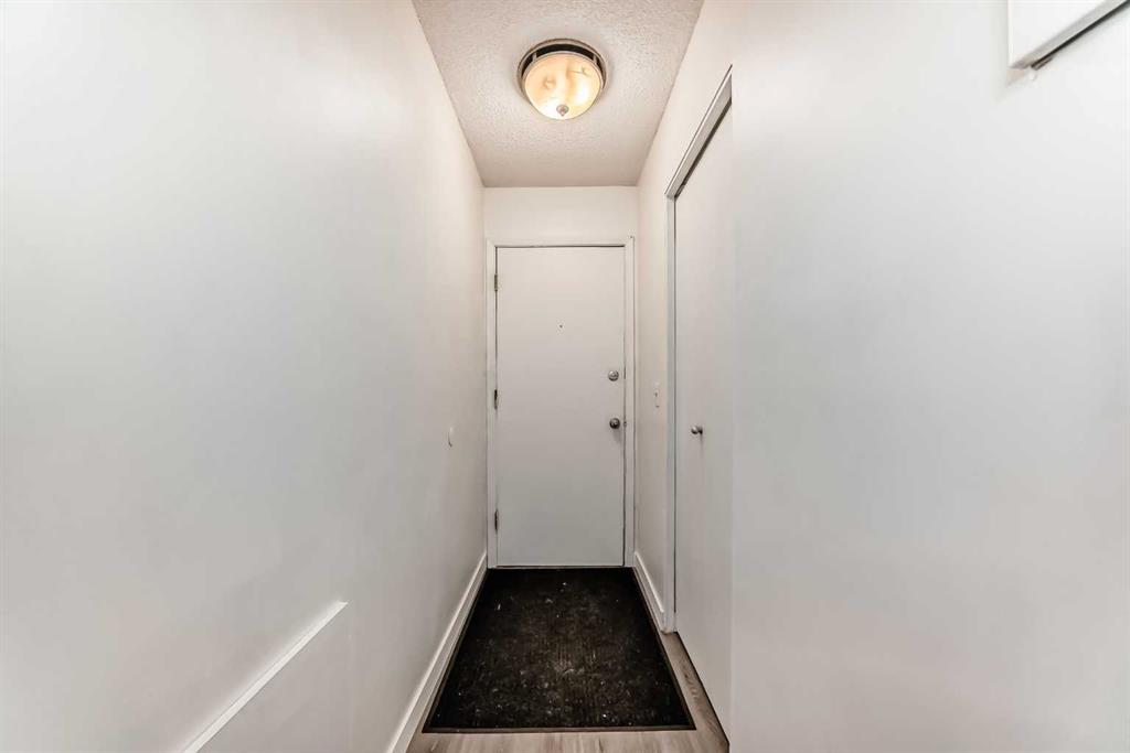 1703 11 Avenue SW #32 photo 4