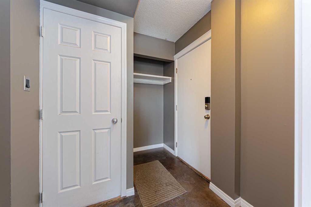 117 23 Avenue SW #304 photo 4