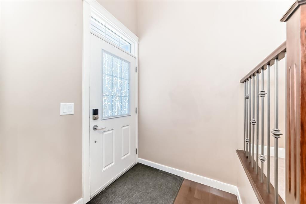 40 Saddlelake Gardens NE photo 3