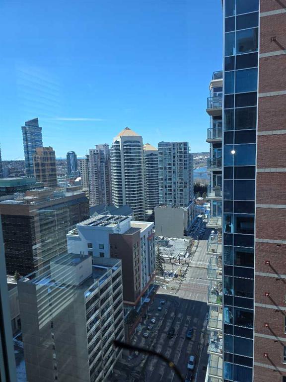 910 5 Avenue SW #2208