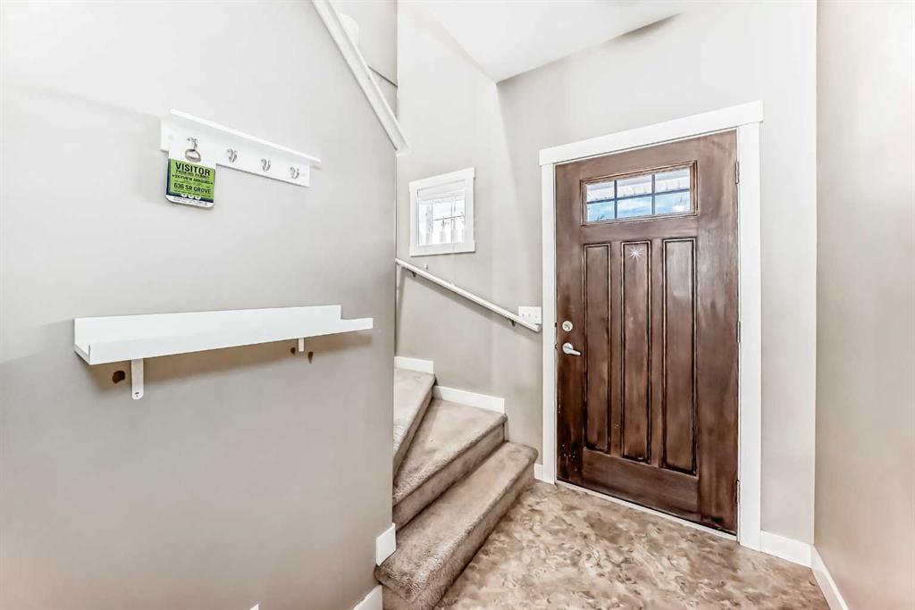 636 Skyview Ranch Grove NE photo 4