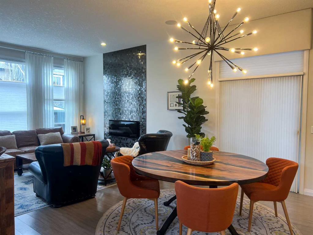 366 Mahogany Boulevard SE photo 5