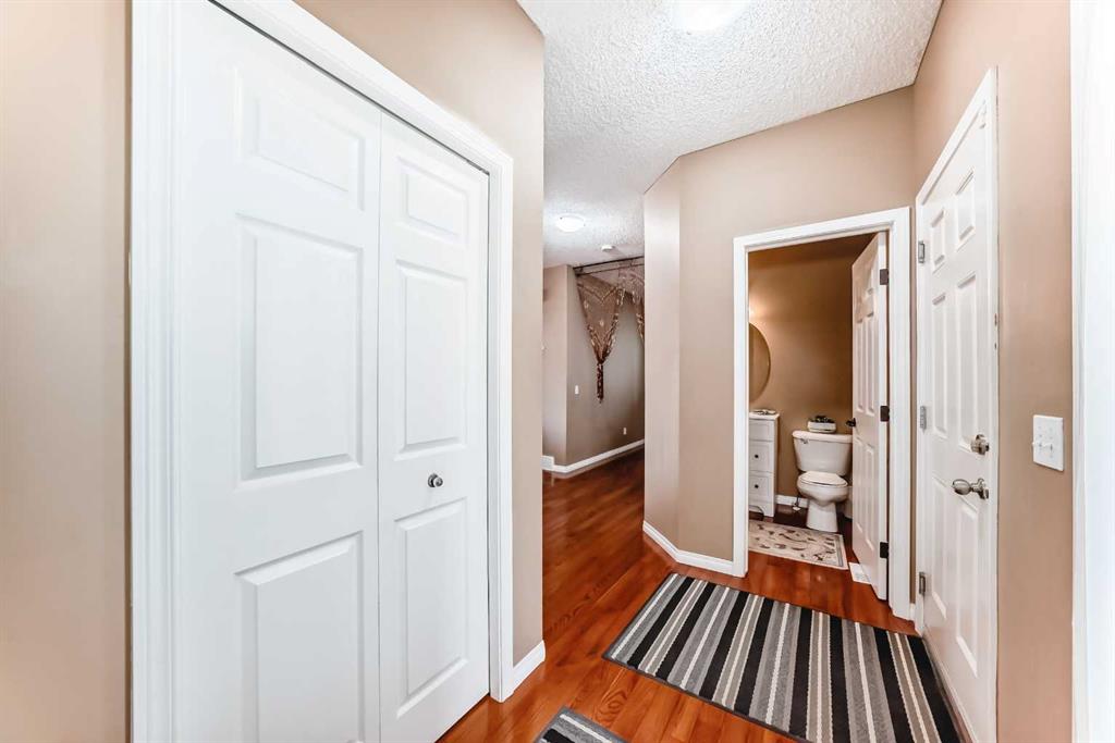 148 Saddlecrest Gardens NE photo 5