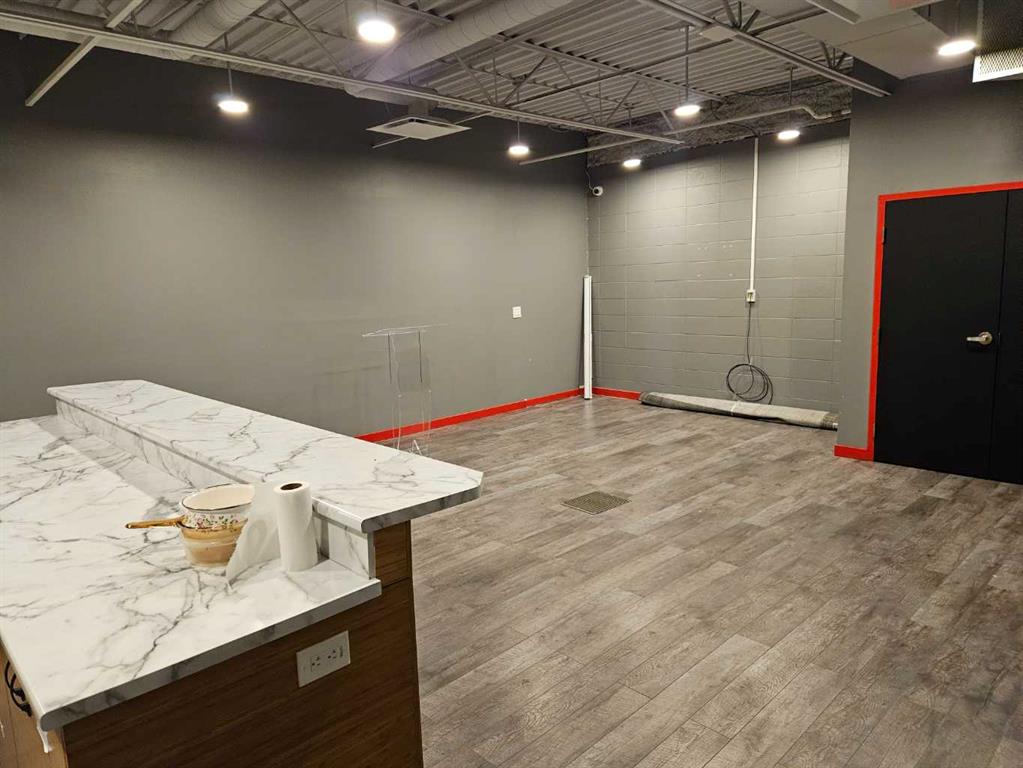 1420 40 Avenue NE #8 photo 5