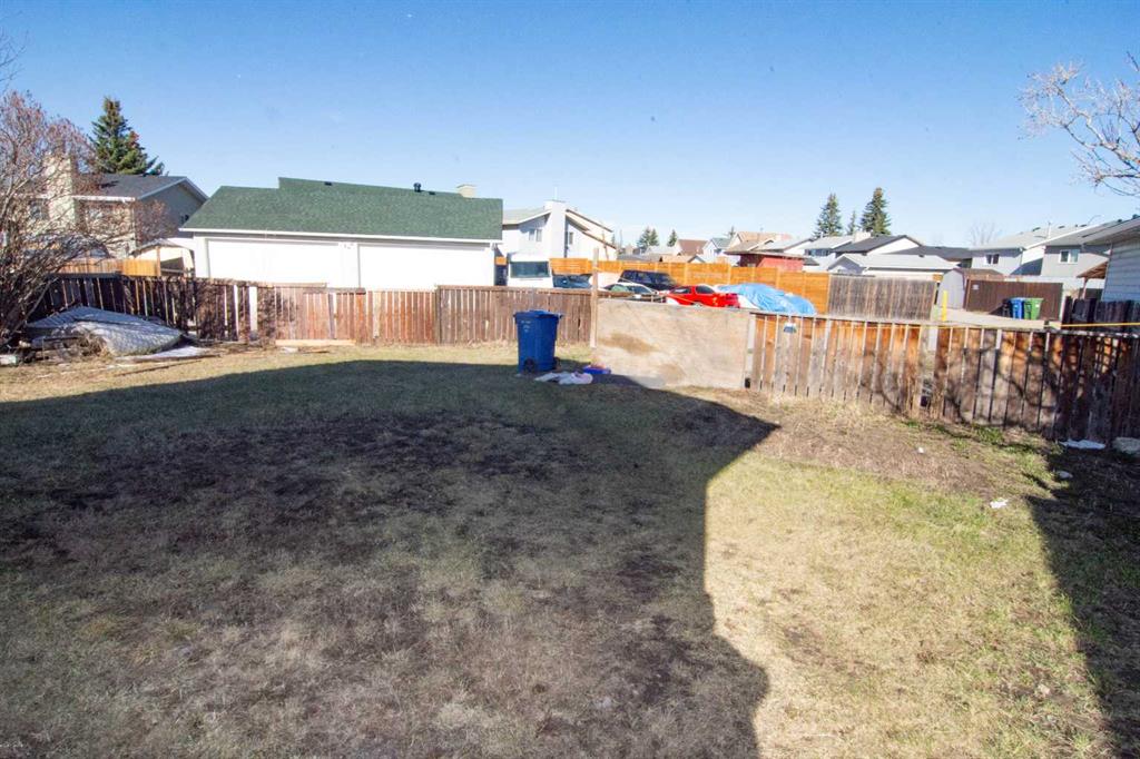 27 Taraglen Court NE photo 5