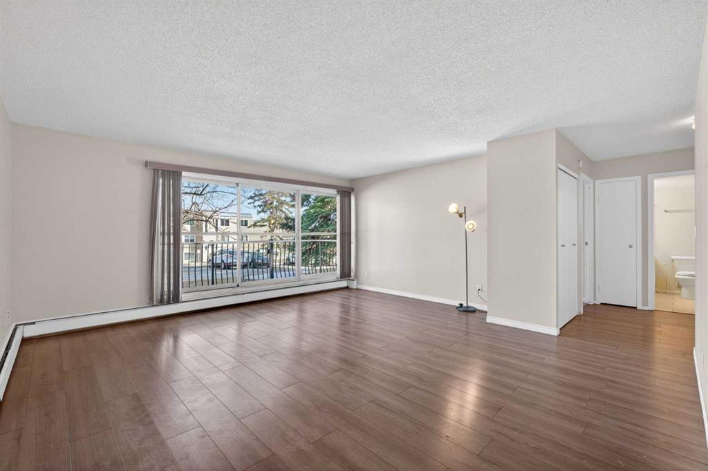 231 Heritage Drive SE #83E photo 2