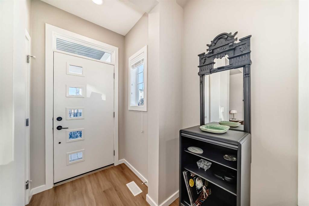 277 Lucas Avenue NW photo 2