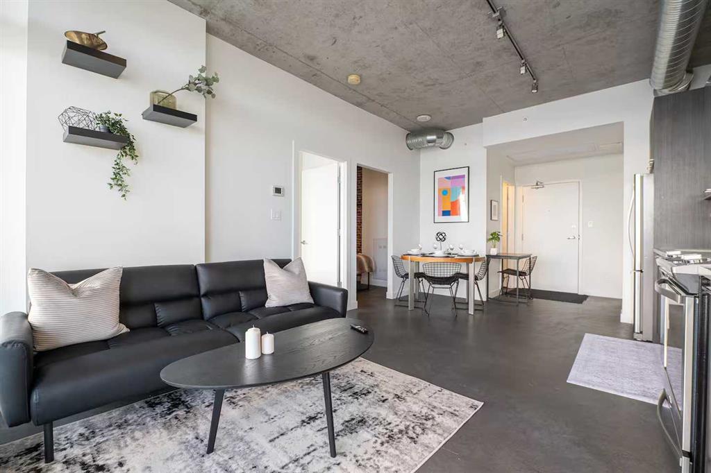 624 8 Avenue SE #1307 photo 4