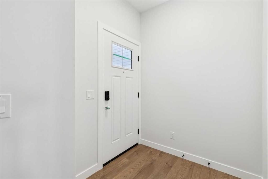 599 Buffaloberry Manor SE photo 4