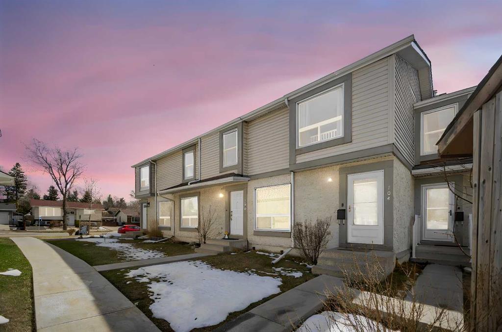 104 Deer Ridge Lane SE