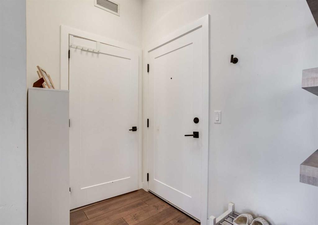 2702 17 Avenue SW #408 photo 2