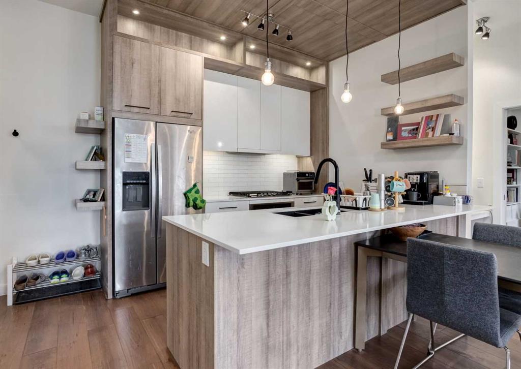 2702 17 Avenue SW #408 photo 4