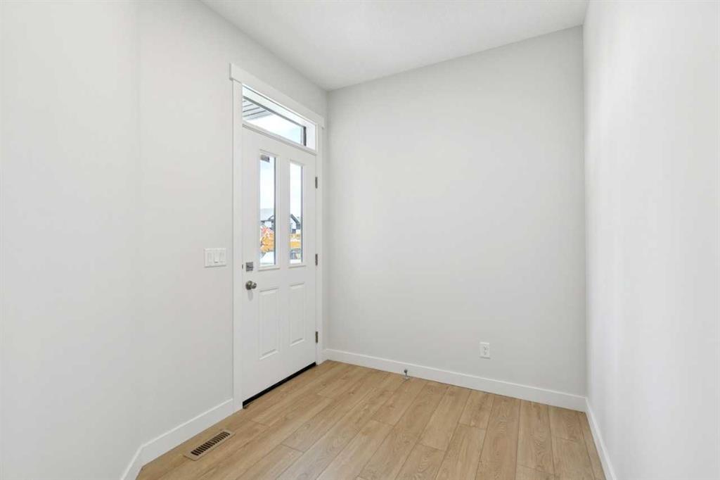 322 Hotchkiss Common SE photo 3