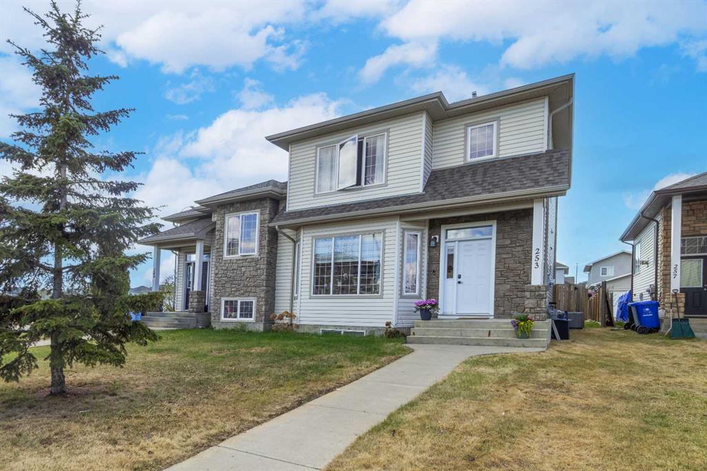 253 Grosbeak Way
