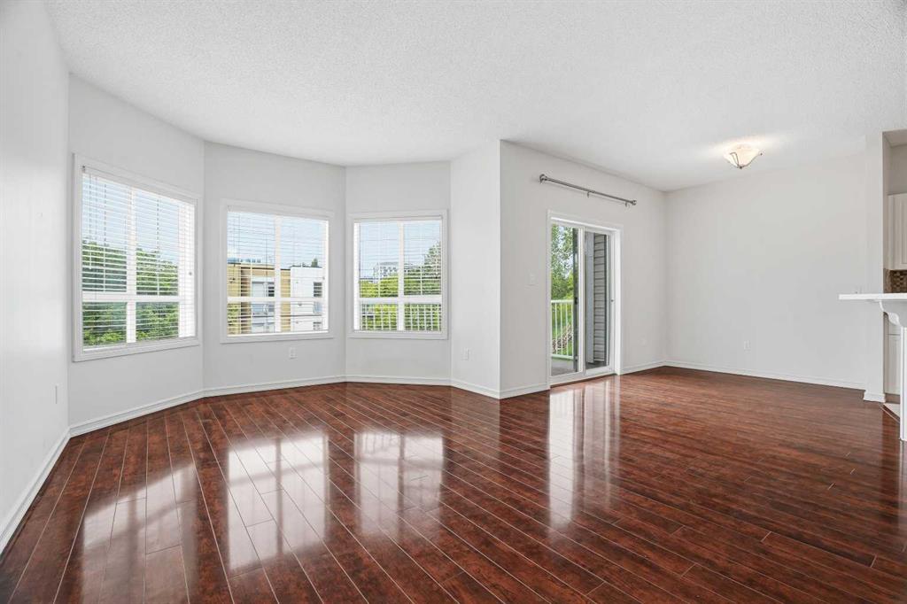 44 6a Street NE #301 photo 3