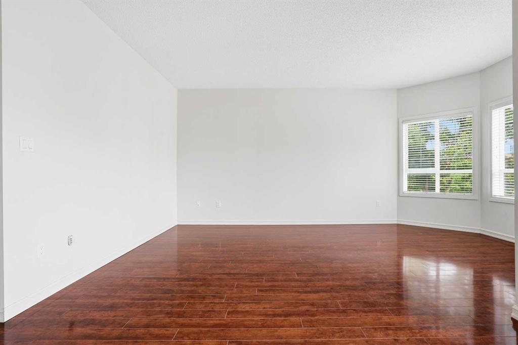44 6a Street NE #301 photo 4