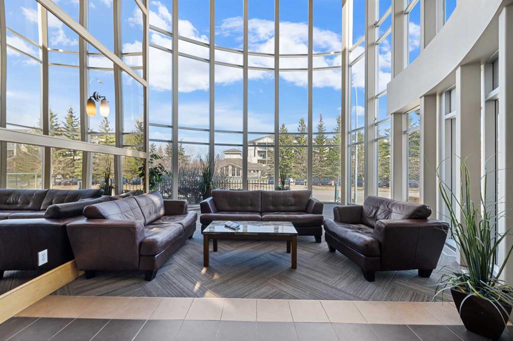 11811 Lake Fraser Drive SE #3604 photo 2