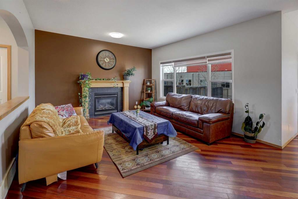 17 Royal Birch Way NW photo 4