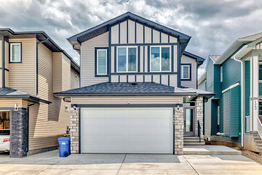 127 Saddlecrest Grove NE photo 2
