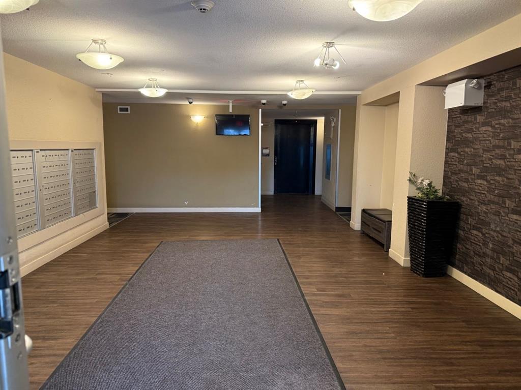 7210 80 Avenue NE #202 photo 2