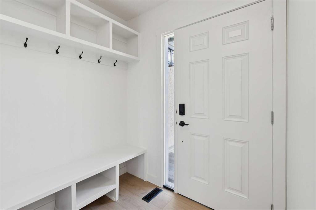 2511 38 Street NE #94 photo 4