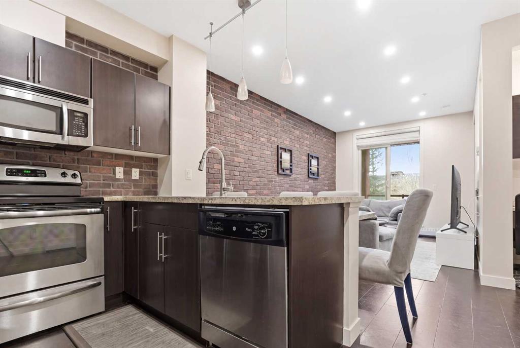 2727 28 Avenue SE #218 photo 4