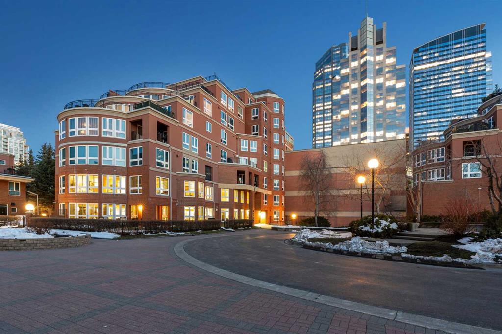 400 Eau Claire Avenue SW #8203