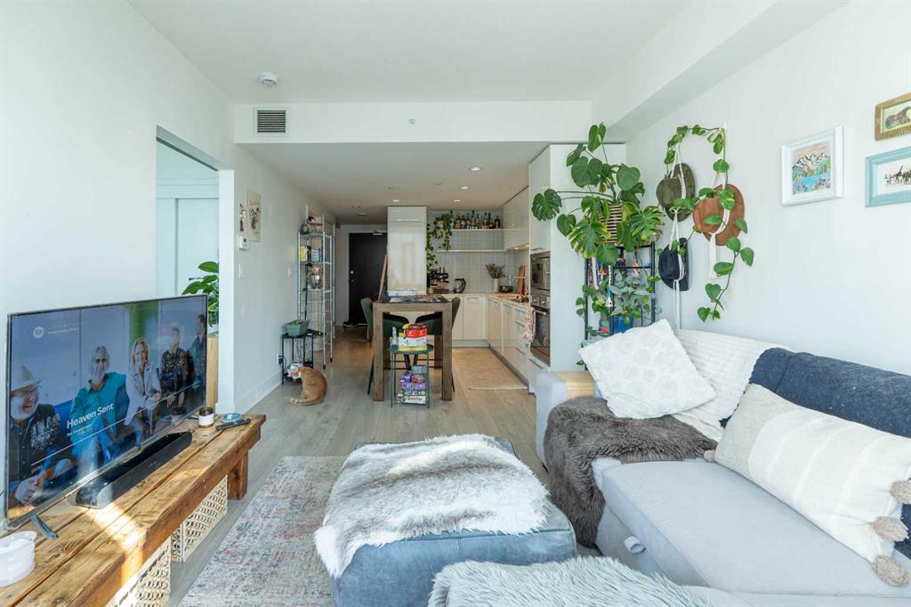 901 10 Avenue SW #1503 photo 4