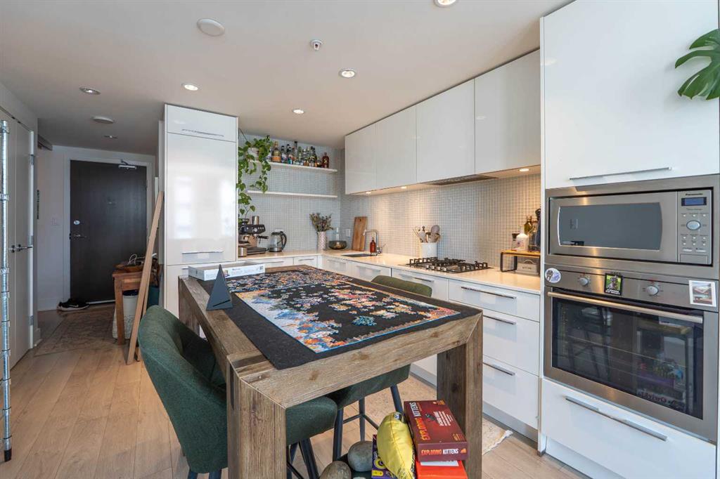 901 10 Avenue SW #1503 photo 5