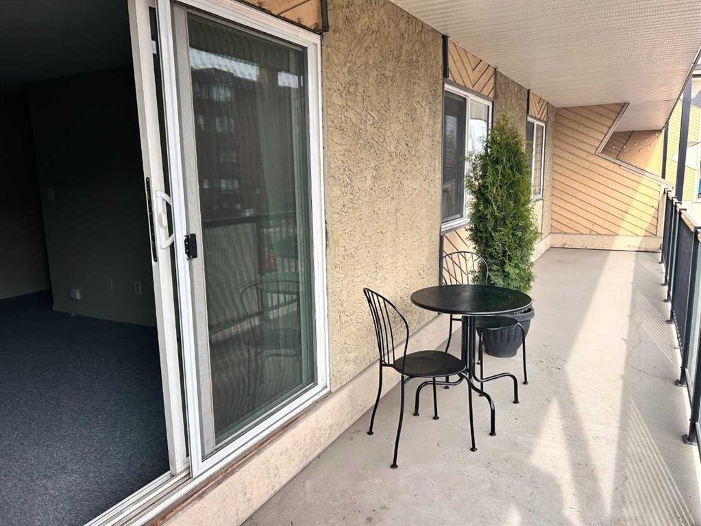 617 56 Avenue SW #307 photo 4