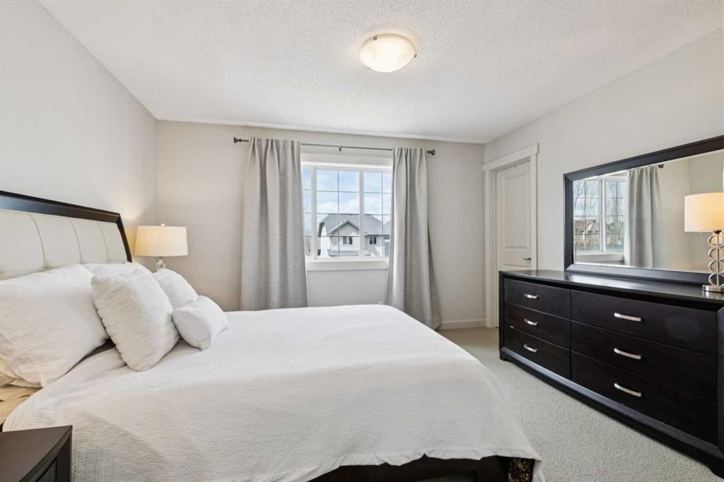 27 Elgin Terrace SE photo 4