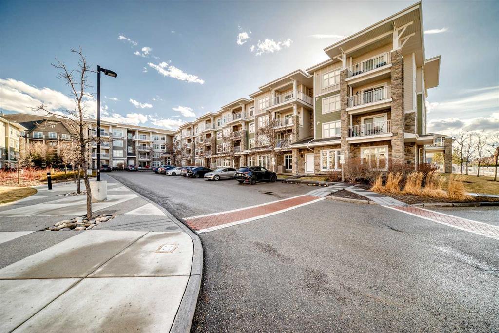 11 Mahogany Row SE #3313